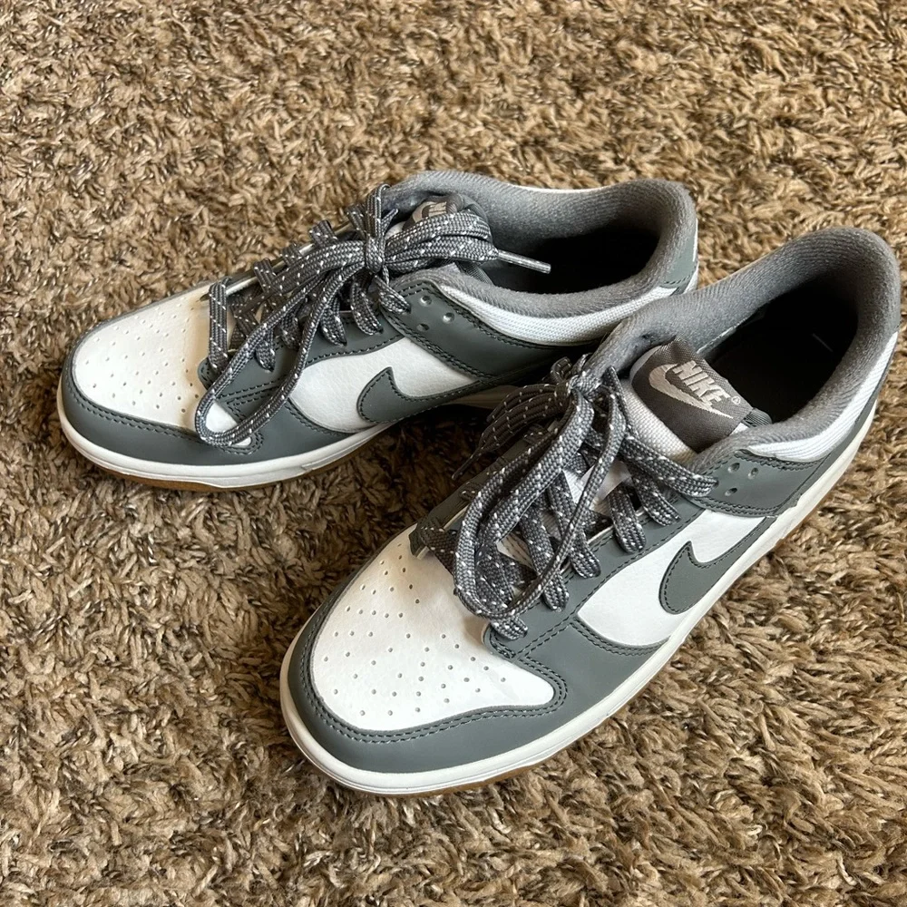 Nike Dunk Low - Picture 10 of 10